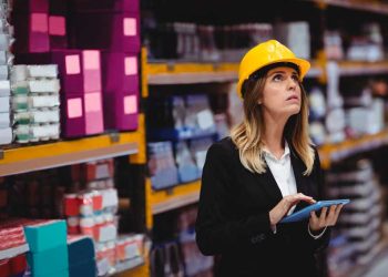 EL ROL DE LA TECNOLOGÍA EN LA INDUSTRIA FARMACÉUTICA Y DE SALUD