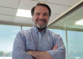 ALBERTO FLUXÁ DEJA LA GERENCIA GENERAL DE BSF: “ME VOY CON MUCHA TRANQUILIDAD”.