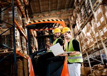 DESAFÍOS PARA EL PROFESIONAL QUE TRABAJA EN EL ÁREA DE LOGÍSTICA Y OPERACIONES