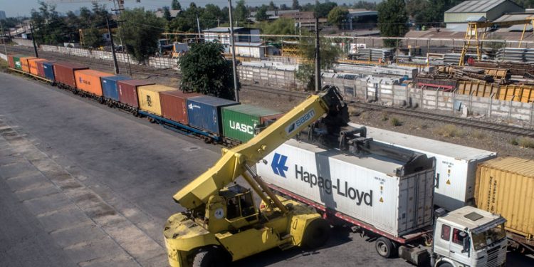 SAAM LOGISTICS ES RECONOCIDA POR HUELLA CHILE Y VERIFICA SUS EMISIONES DE GEI