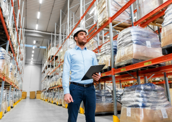 5 FACTORES QUE DEBES CONSIDERAR AL ELEGIR A UN OPERADOR LOGÍSTICO