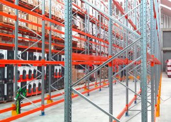 AR RACKING EQUIPA LA BODEGA DE STEREN CON RACK SELECTIVO PARA PALLETS Y ZONA DE PICKING