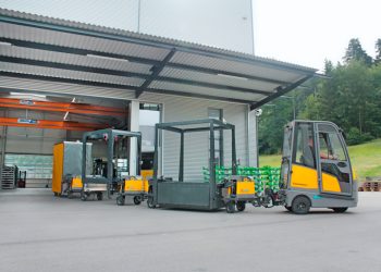 SOLUCIONES DE PRIMERA CLASE PARA REMOLQUES – COOPERACIÓN ENTRE JUNGHEINRICH Y NEUMAIER