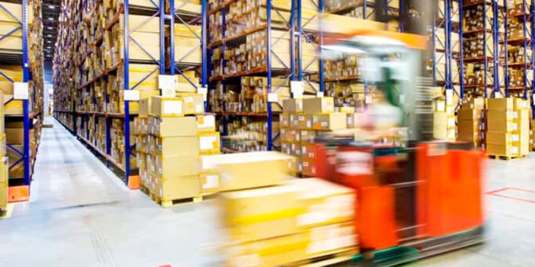 MINORISTAS RESPONDEN LIGERAMENTE MEJOR A LAS DISMINUCIONES DE LA DEMANDA QUE A LOS AUMENTOS