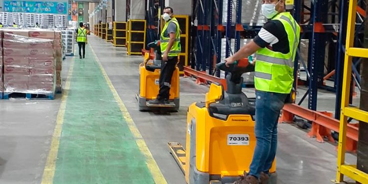 KIMBERLY-CLARK: UN GRANDE QUE REAJUSTA SUS OPERACIONES CON ÉXITO ANTE EL NUEVO ESCENARIO