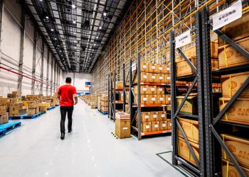 LA AUTO – RECONSTRUCCIÓN DE NUESTRA CADENA DE SUMINISTROS