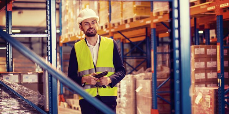 TRANSFORMACIÓN DIGITAL Y CONSUMO MASIVO: DESAFÍOS OPERACIONALES CON LA MIRADA EN EL CONSUMIDOR