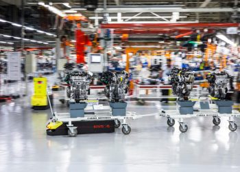 KIVNON SE ADJUDICA EL PROYECTO DE VEHÍCULOS DE GUIADO AUTOMÁTICO (AGV) DE NAVISTAR EN EE.UU.