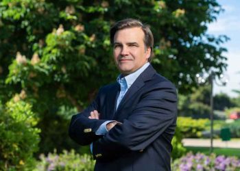 ALBERTO FLUXÁ DEJA GERENCIA GENERAL DE BSF PERO PERMANECE EN LOS DIRECTORIOS DE CHILE Y PERÚ