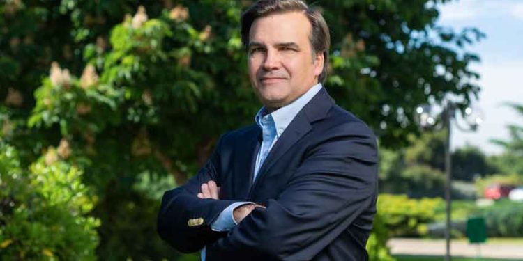 ALBERTO FLUXÁ DEJA GERENCIA GENERAL DE BSF PERO PERMANECE EN LOS DIRECTORIOS DE CHILE Y PERÚ