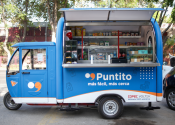PUNTITO, EL PRIMER ALMACÉN MÓVIL 100% ELÉCTRICO DEL PAÍS RECORRE LAS CALLES DE ÑUÑOA