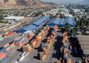 SAAM LOGISTICS RECIBE SELLO DE CUANTIFICACIÓN DE HUELLA CHILE