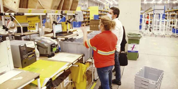 LOGÍSTICA, SERVICIO Y EXPERIENCIA: LA TRÍADA QUE SUSTENTA Y ORIENTA A MERCADO LIBRE