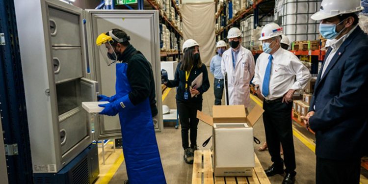 COVID-19: CLAVES DE UN PROCESO LOGÍSTICO INÉDITO Y LA ESTRATEGIA DE CHILE PARA AVANZAR CON LA VACUNACIÓN MASIVA