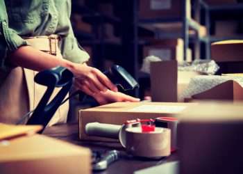 EL E-COMMERCE EN ALZA. ¿CONOCES EL MODELO DROPSHIPPING?