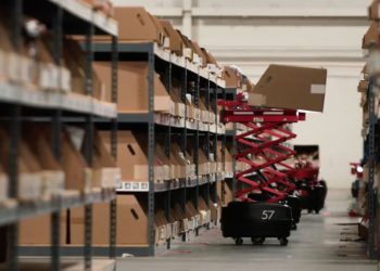 INNOVANDO LA LOGÍSTICA CON INTELIGENCIA ARTIFICIAL, ROBOTS AUTÓNOMOS Y UNA ALIANZA ESTRATÉGICA