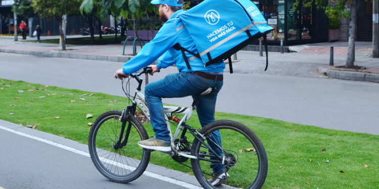 ¿CÓMO LA LOGÍSTICA DE ÚLTIMA MILLA MEJORA LA EXPERIENCIA AL CLIENTE?