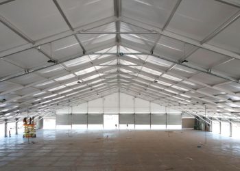 CÓMO ES, CUÁNTO MIDE Y LOS RUBROS QUE UTILIZAN EL GALPÓN MODULAR MÁS ANCHO DE CHILE 