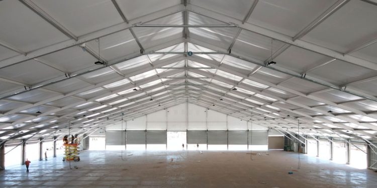 CÓMO ES, CUÁNTO MIDE Y LOS RUBROS QUE UTILIZAN EL GALPÓN MODULAR MÁS ANCHO DE CHILE 