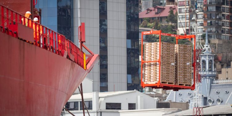 PUERTO VALPARAÍSO CIERRA PRIMER TRIMESTRE CON POSITIVO AUMENTO EN LA CARGA MOVILIZADA