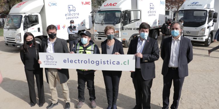 MTT, ENERGÍA Y CORFO LANZAN INICIATIVA “EXPERIENCIA ELECTROLOGÍSTICA”: EMPRESAS DE DISTRIBUCIÓN PODRÁN PROBAR VEHÍCULOS ELÉCTRICOS PARA CONOCER SUS VENTAJAS