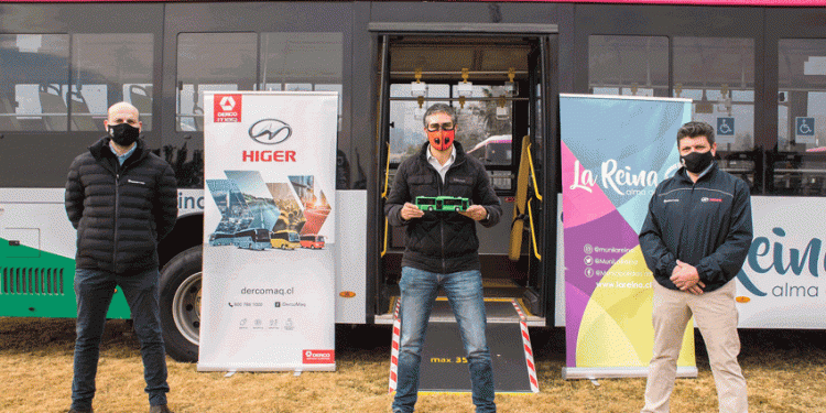 BUS ELÉCTRICO HIGER PARA LOS VECINOS DE LA REINA