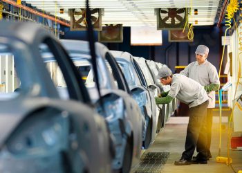 ¿CÓMO EVITAR DISRUPCIONES EN EL SECTOR AUTOMOTRIZ DESDE LA CADENA DE SUMINISTRO?