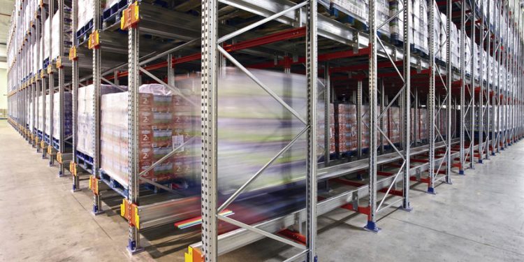 AR RACKING: FIABILIDAD Y GESTIÓN INTEGRAL DE PROYECTOS EN TIEMPOS DE DISRUPCIÓN LOGÍSTICA