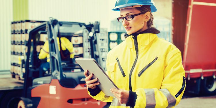 MIRADA DE MUJER EN EL RUBRO LOGÍSTICO DESMITIFICANDO LA PARTICIPACIÓN EXCLUSIVAMENTE MASCULINA