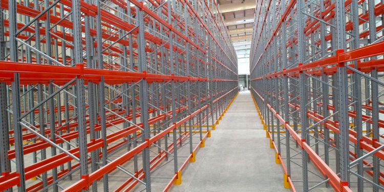 AR RACKING EQUIPA EL CENTRO DE DISTRIBUCIÓN DE PEI ADECUADO PARA HADA INTERNATIONAL