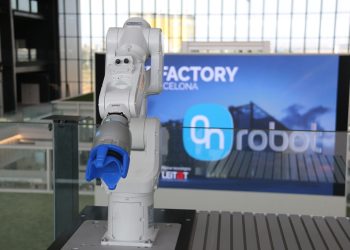 DFACTORY INICIA LA ACTIVIDAD DEL LABORATORIO DE ROBÓTICA CON LA INCORPORACIÓN DE ONROBOT EN SU ECOSISTEMA