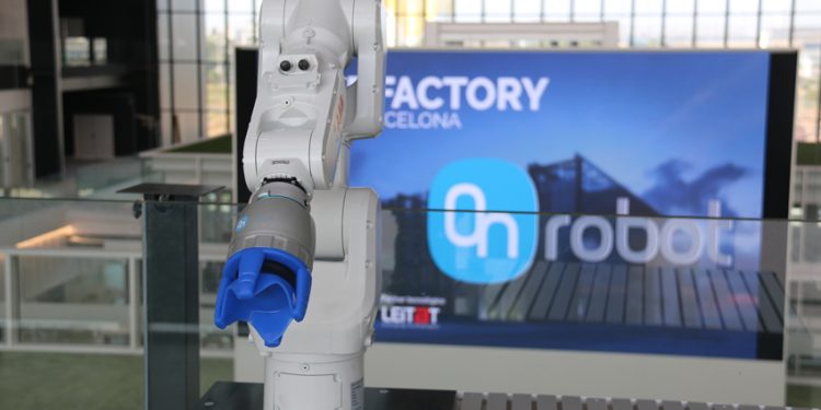 DFACTORY INICIA LA ACTIVIDAD DEL LABORATORIO DE ROBÓTICA CON LA INCORPORACIÓN DE ONROBOT EN SU ECOSISTEMA