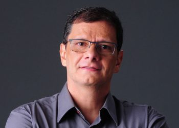 AUTOMATIZACIÓN, ALMACENAMIENTO Y CONSUMIDORES