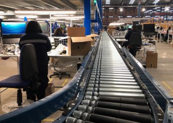 FLORES PREPARA SU NUEVO FULFILLMENT CENTER DE LA MANO DE LIIKE