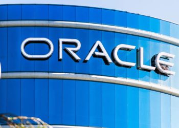 ORACLE ADQUIERE CERNER