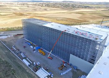 NUEVO RACK AUTOPORTANTE DE 36 METROS DE ALTURA DE AR RACKING PARA EHLIS