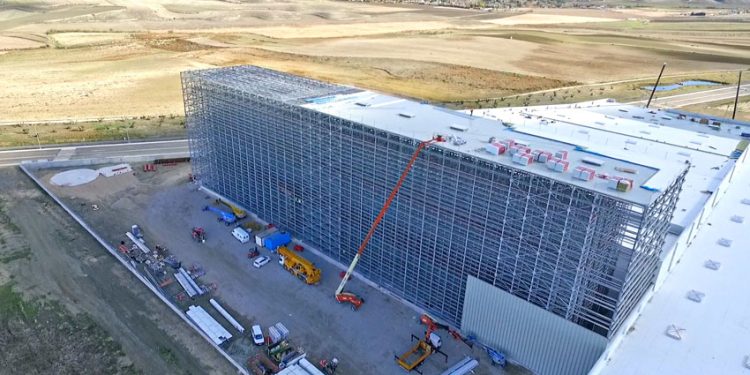 NUEVO RACK AUTOPORTANTE DE 36 METROS DE ALTURA DE AR RACKING PARA EHLIS