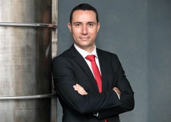 JOSÉ MANUEL LUCIO RELEVA A IÑAKI ARRIOLA AL FRENTE DE AR RACKING