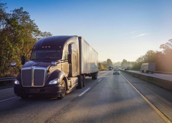 TELEMETRÍA: LA SOLUCIÓN PARA QUE VEHÍCULOS DE TRANSPORTE OPTIMICEN Y AHORREN COMBUSTIBLE