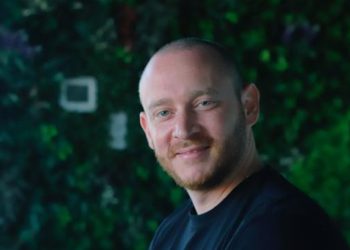 SEGUIMIENTO DE CARGA EN TIEMPO REAL: EL MEJOR ALIADO PARA IMPORTADORES EN TIEMPOS DE CRISIS