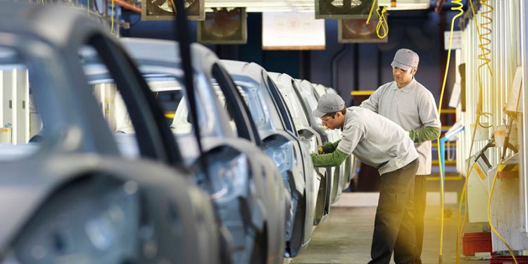 EL PAPEL DE LA TECNOLOGÍA EN EL REACONDICIONAMIENTO DE LA CADENA DE SUMINISTRO AUTOMOTRIZ