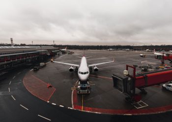 INDUSTRIA AERONÁUTICA DESPEGA HACIA LA SOSTENIBILIDAD