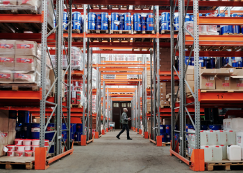 LA INTELIGENCIA ARTIFICIAL EN CENTROS DE DISTRIBUCIÓN COMO IMPULSO A UNA CADENA DE SUMINISTRO MÁS EFICIENTE