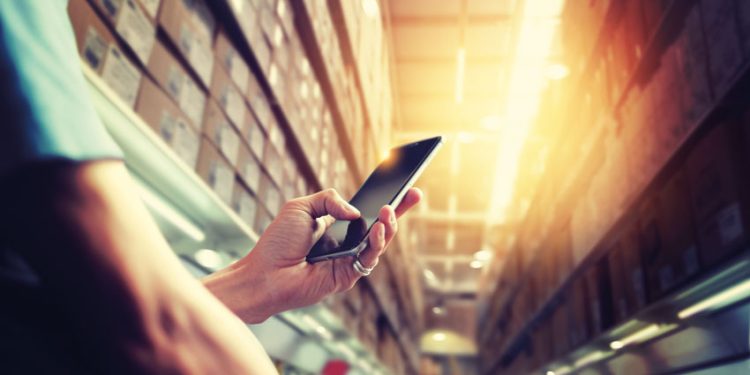 CANALES DIGITALES DE EMPRESAS: CAMBIOS, DESARROLLO Y DESAFÍOS DE ESTAR ONLINE