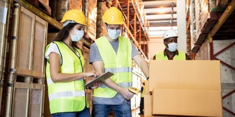 CONECTANDO LOS ALMACENES DE LA INDUSTRIA LOGÍSTICA VENIDERA