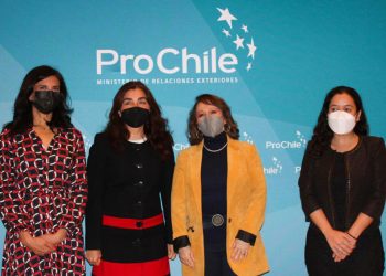 DIRECTORA GENERAL (S) DE PROCHILE Y MINISTRA DE MINERÍA ENCABEZAN RECEPCIÓN OFICIAL A LOS INVITADOS INTERNACIONALES A ENEXPRO PROVEEDORES MINEROS 2022