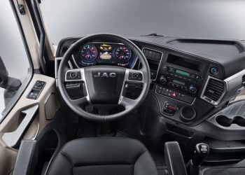 DERCOMAQ PRESENTA K7, EL NUEVO CAMIÓN JAC AUTOMATIZADO Y DE LUJO