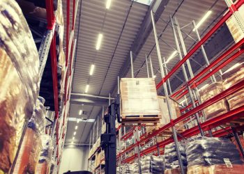 ¿CÓMO LIDIAR CON UN AMBIENTE COMERCIAL INCIERTO, DESAFIANTE Y SIN SUFRIR EN EL INTENTO?