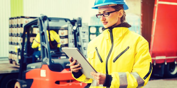 TRABAJADOR, TECNOLOGÍA Y TALENTO: DESDE LA CIENCIA FICCIÓN A UN DOLOR DE CABEZA PARA EL RR.HH.