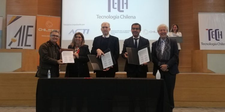 “TECNOLOGÍA CHILENA”, INICIATIVA QUE BUSCA FOMENTAR EL USO, DESARROLLO Y FABRICACIÓN DE TECNOLOGÍA DE NUESTRO PAÍS